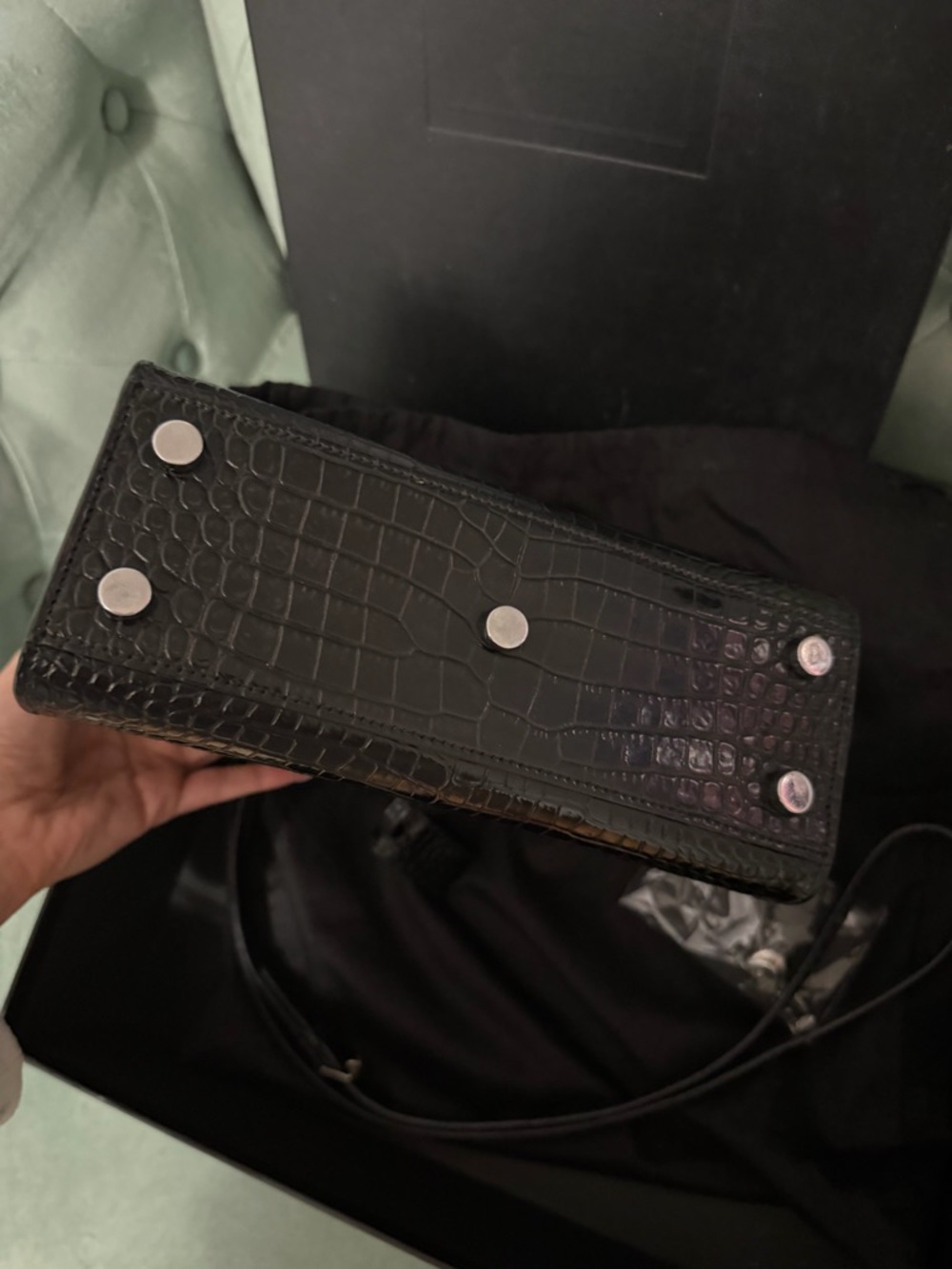 Authentic Saint Laurent Black Croc-Embossed Leather Top Handle Satchel - Picture 7 of 14